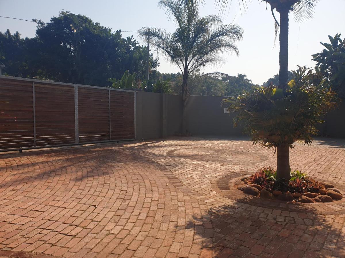 Hotel 32 on Mendoza Durban Exterior foto