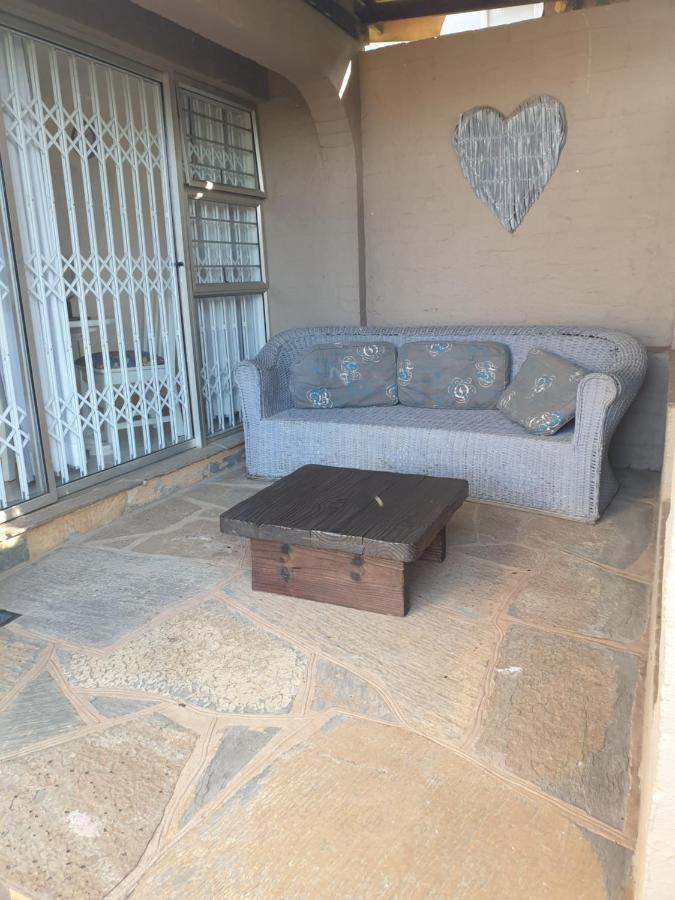 Hotel 32 on Mendoza Durban Exterior foto